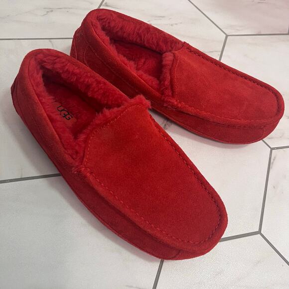 UGG Ascot Slippers Red Suede Wool Blend Lined Size 8 Men - Picture 1 of 8